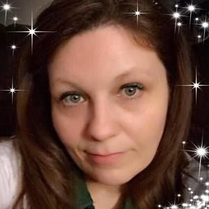 Meet your Posher, Chrystal